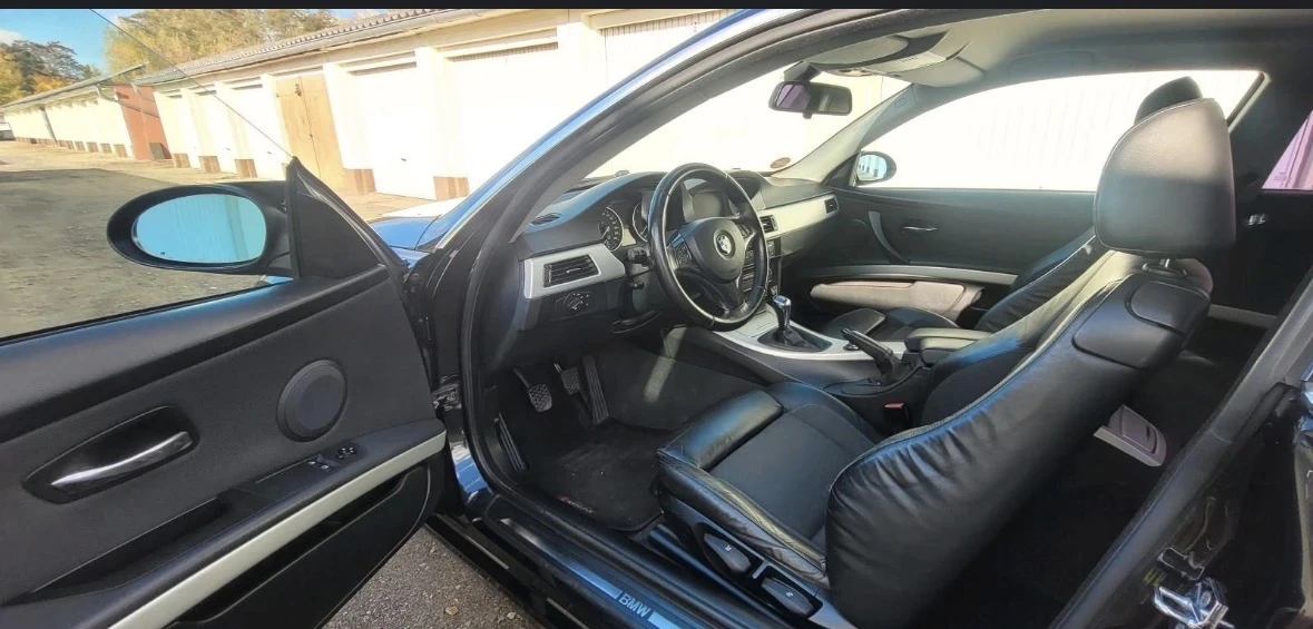 BMW 330 E92 330D 4x4, снимка 4 - Автомобили и джипове - 54115695