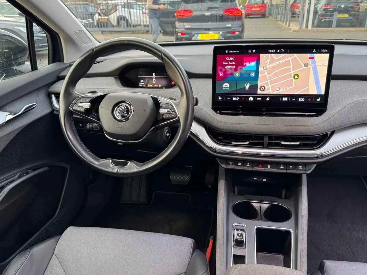 Skoda Enyaq IV60 SOH 90% ТОП СЪСТОЯНИЕ , снимка 6 - Автомобили и джипове - 54635395