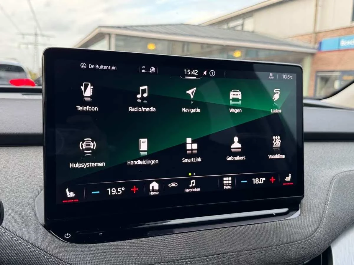Skoda Enyaq IV60 SOH 90% ТОП СЪСТОЯНИЕ , снимка 11 - Автомобили и джипове - 54635395