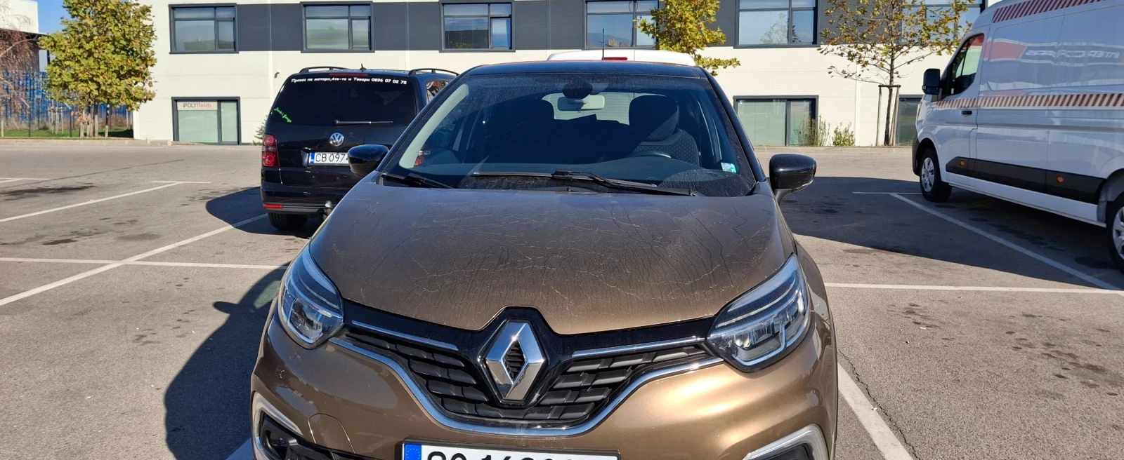 Renault Captur, снимка 4 - Автомобили и джипове - 54658924