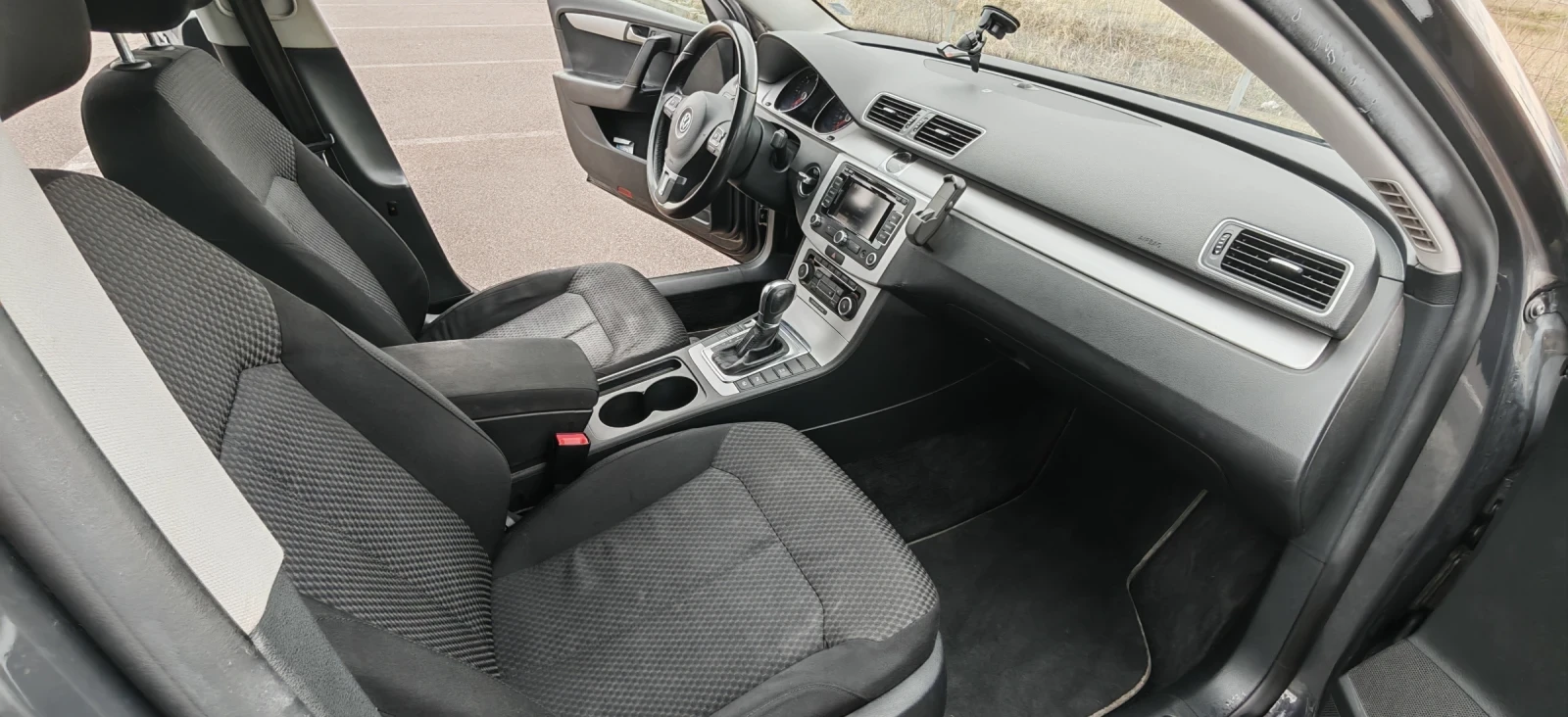 VW Passat 2.0d 140к.с. DSG EURO 5, снимка 13 - Автомобили и джипове - 54818983