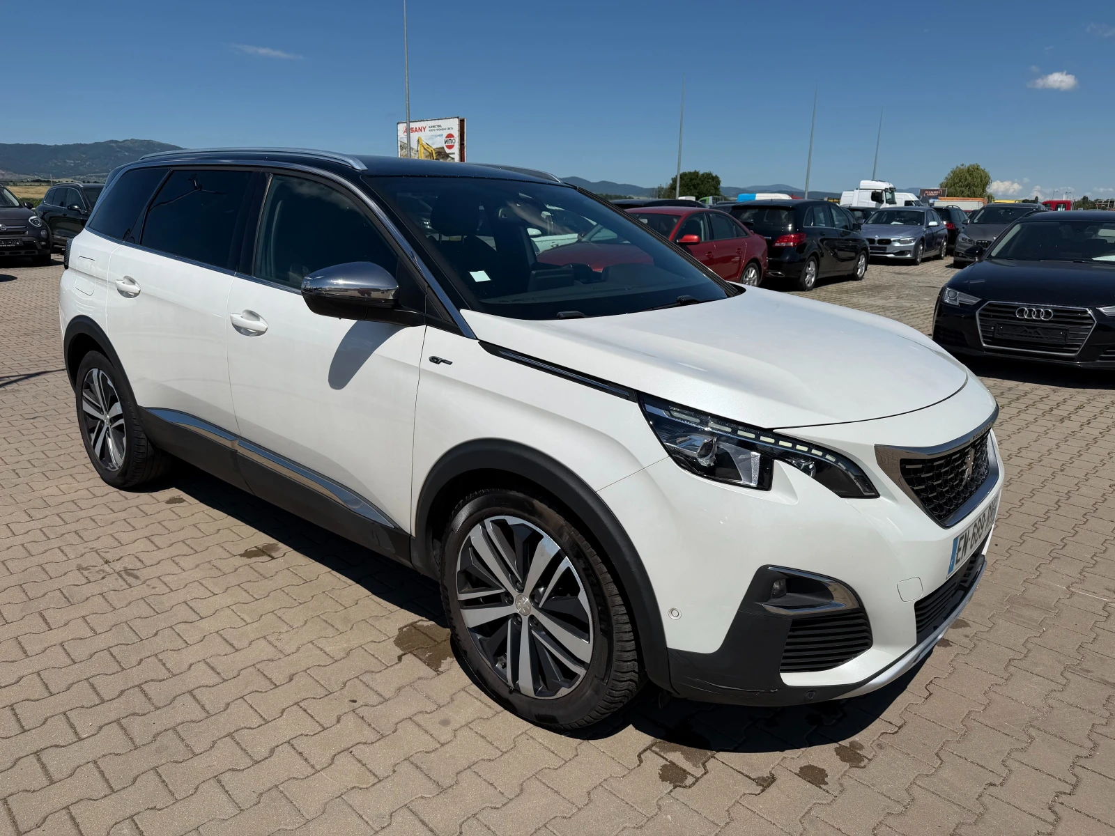 Peugeot 5008 GT-LINE 2.0HDI AVTOMAT/NAVI/KOJA/KAMERA 6+ 1 EURO , снимка 4 - Автомобили и джипове - 54930925