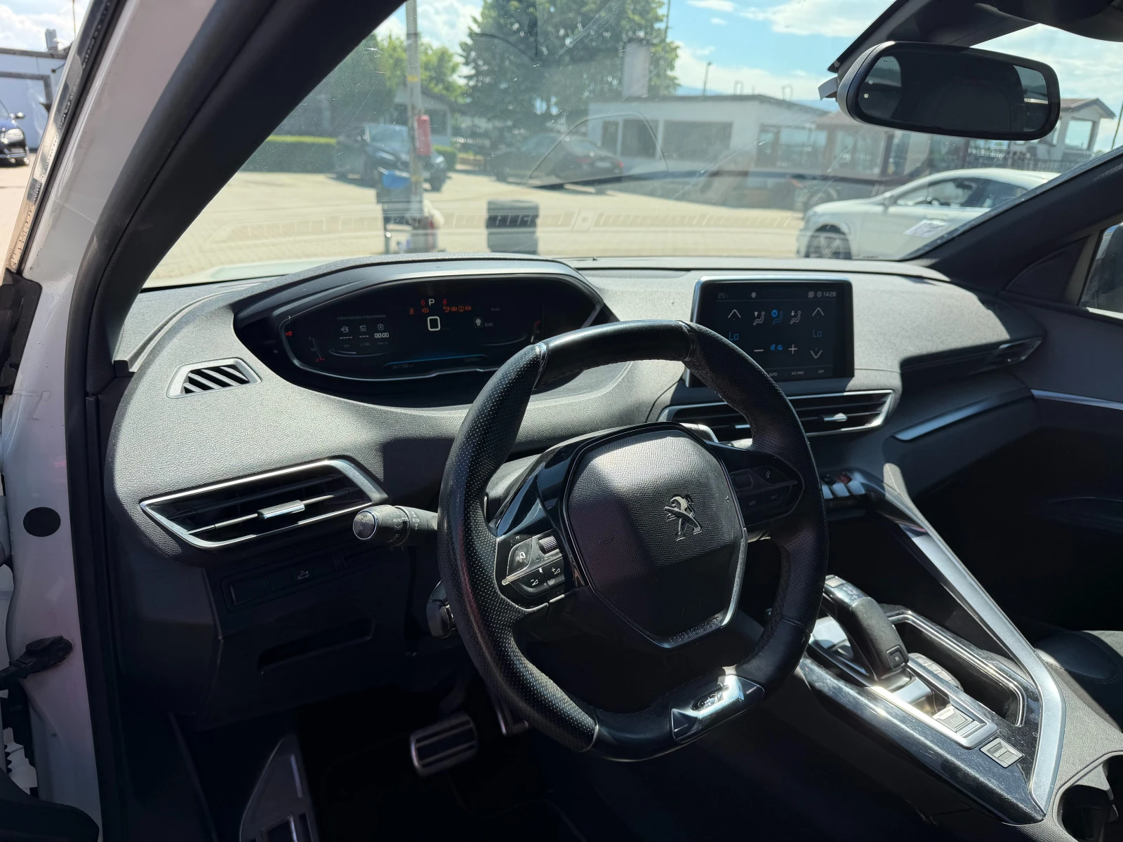 Peugeot 5008 GT-LINE 2.0HDI AVTOMAT/NAVI/KOJA/KAMERA 6+ 1 EURO , снимка 13 - Автомобили и джипове - 54930925