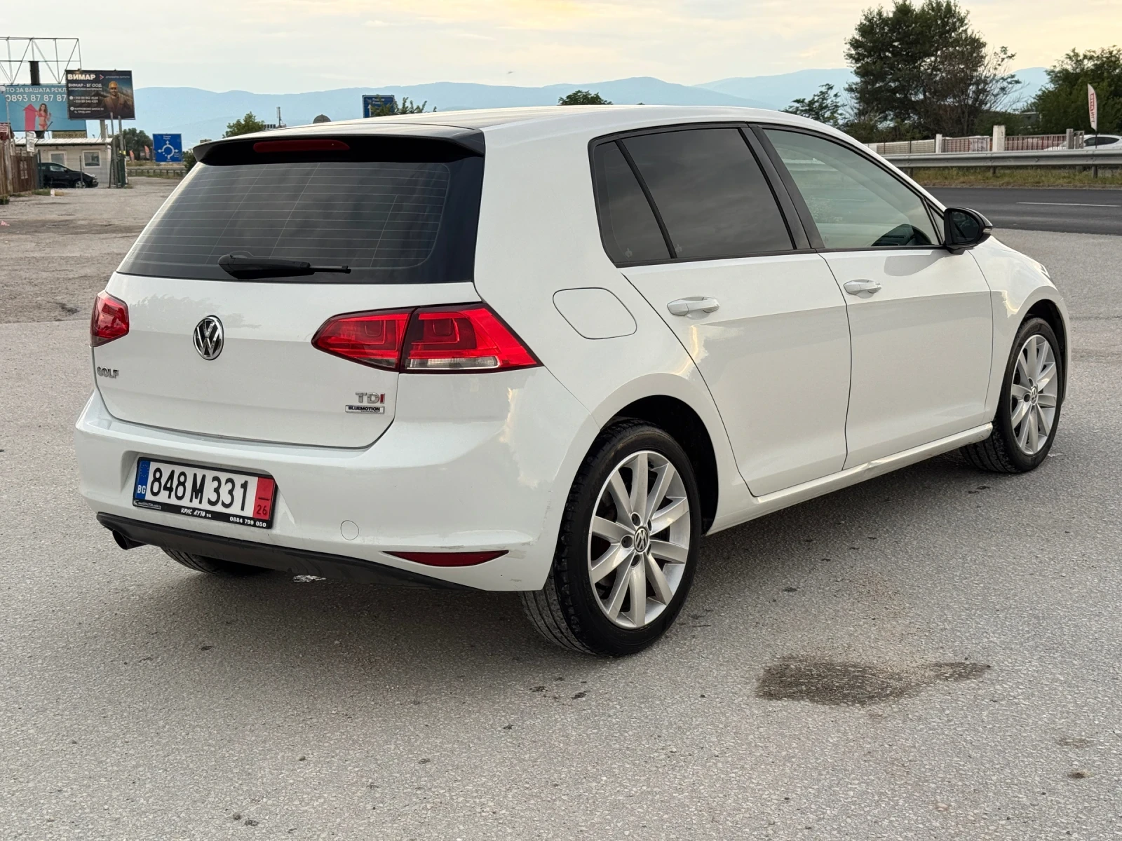 VW Golf TDI* DUAL COLOR* АВТОМАТИК* , снимка 5 - Автомобили и джипове - 55137514