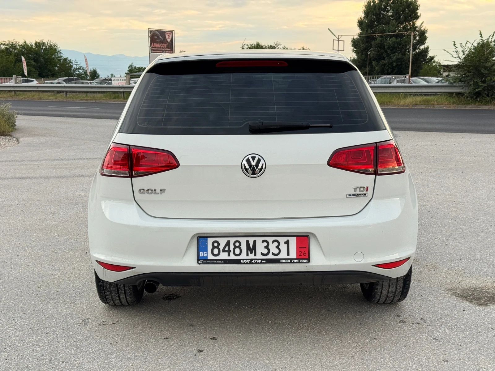 VW Golf TDI* DUAL COLOR* АВТОМАТИК* , снимка 4 - Автомобили и джипове - 55137514