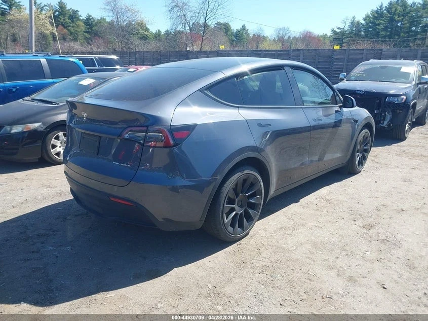 Tesla Model Y LONG RANGE DUAL MOTOR AWD | Mobile.bg � ����������� 3