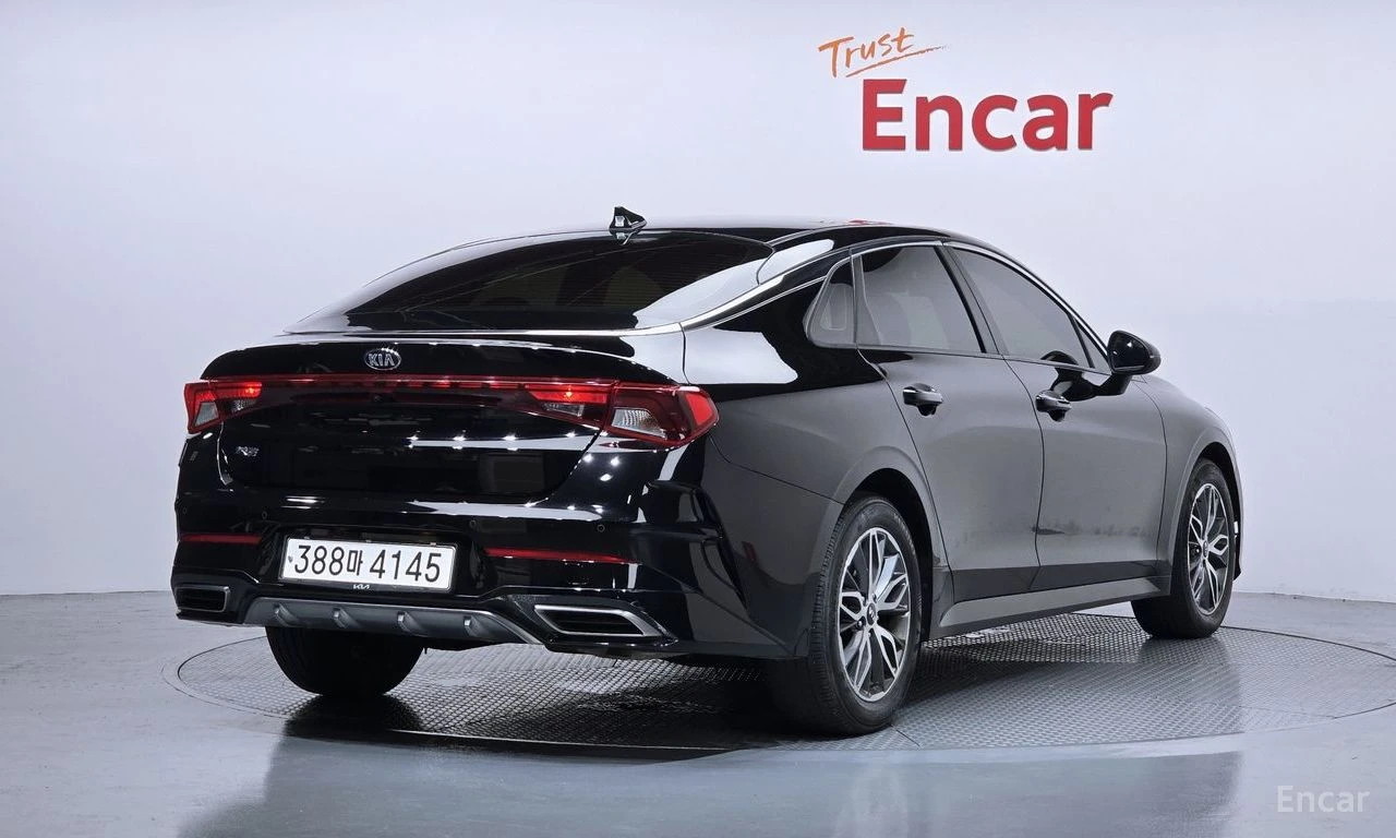 Kia K5 2.0 Prestige* DISTRONIC* ПОДГРЕВ* ОБДУХВАНЕ* КАМЕР, снимка 3 - Автомобили и джипове - 55244821
