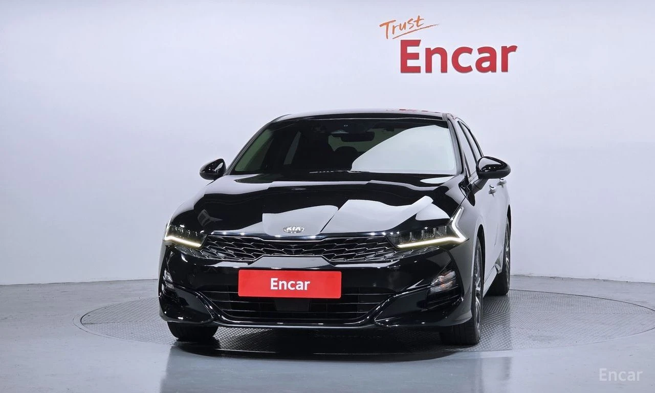 Kia K5 2.0 Prestige* DISTRONIC* ПОДГРЕВ* ОБДУХВАНЕ* КАМЕР, снимка 2 - Автомобили и джипове - 55244821