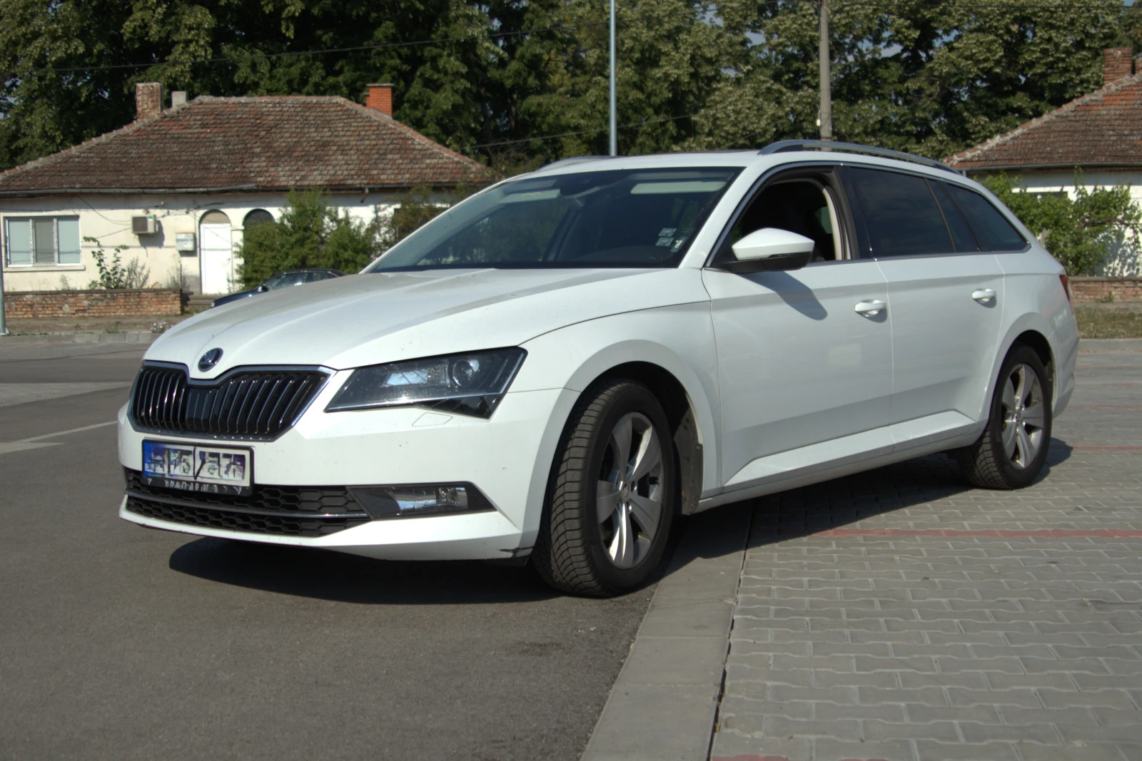 Skoda Superb 4х4 , снимка 2 - Автомобили и джипове - 55286828