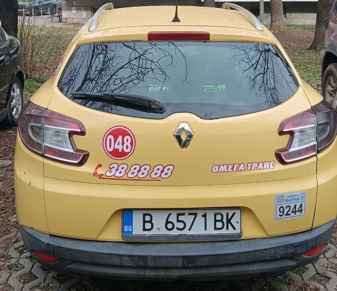 Renault Megane 1, 6, снимка 2 - Автомобили и джипове - 55462802