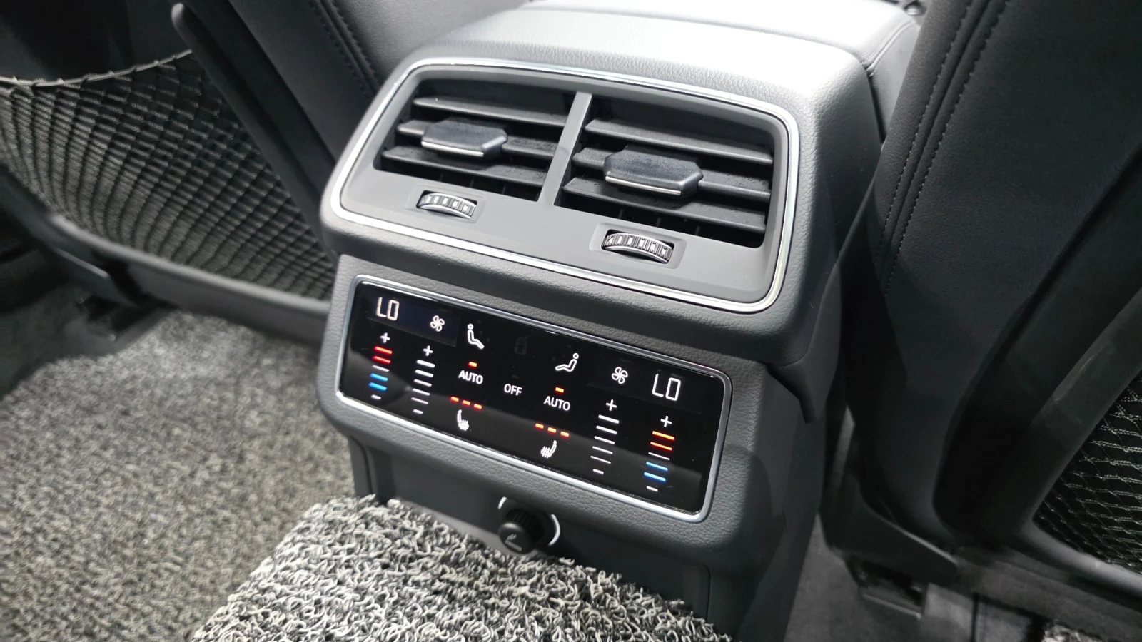 Audi A6 40 TDI Premium | 360  Камера | HUD | Панорама, снимка 17 - Автомобили и джипове - 55612733