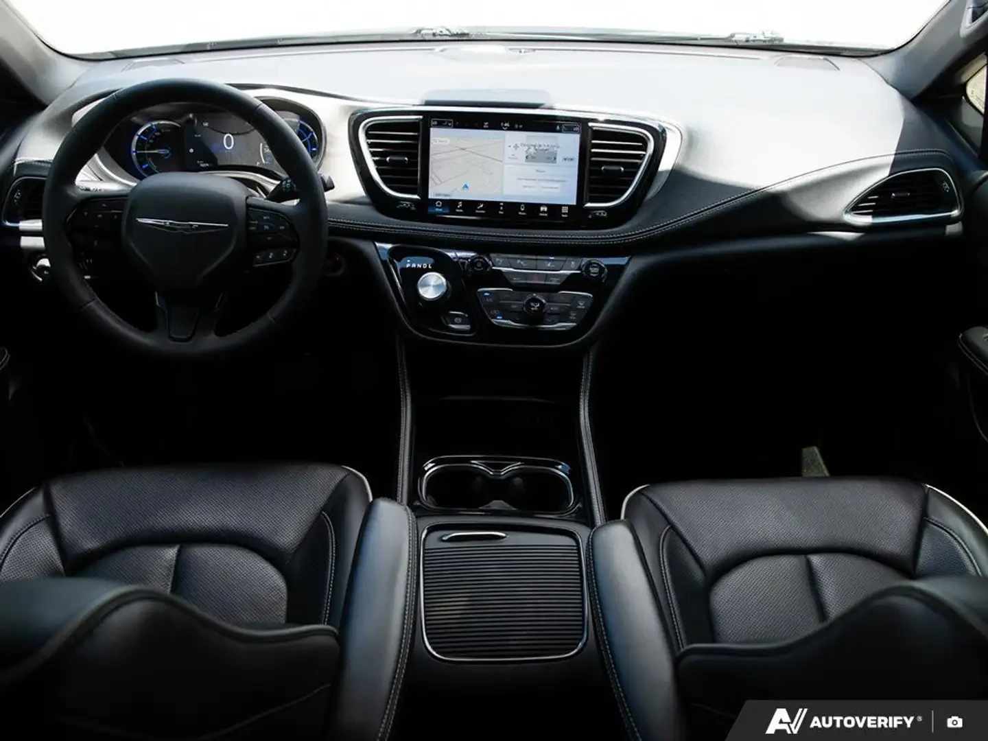 Chrysler Pacifica Select POWER SUNROOF NAV CARPLAY/ANDROID, снимка 10 - Автомобили и джипове - 55703003