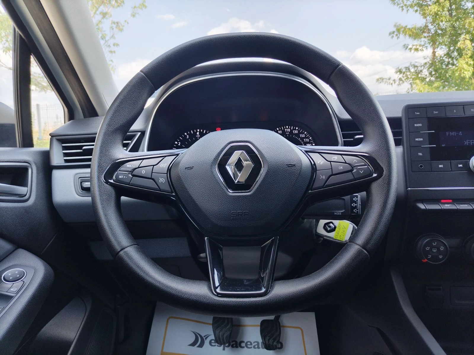Renault Clio 1.0Tce/ 100�.�./Life | Mobile.bg � ����������� 10