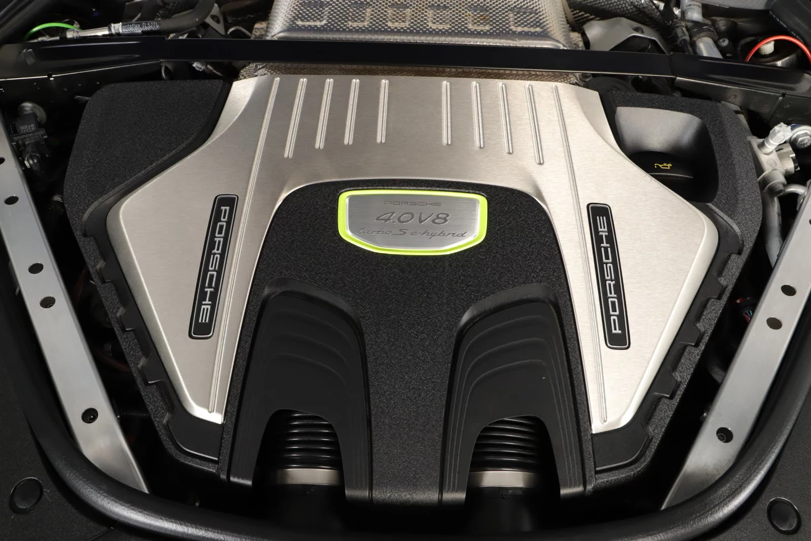 Porsche Panamera TURBO S/E-HYBRID/700HP/360/PANO/BURMASTER/849z, снимка 16 - Автомобили и джипове - 55833089
