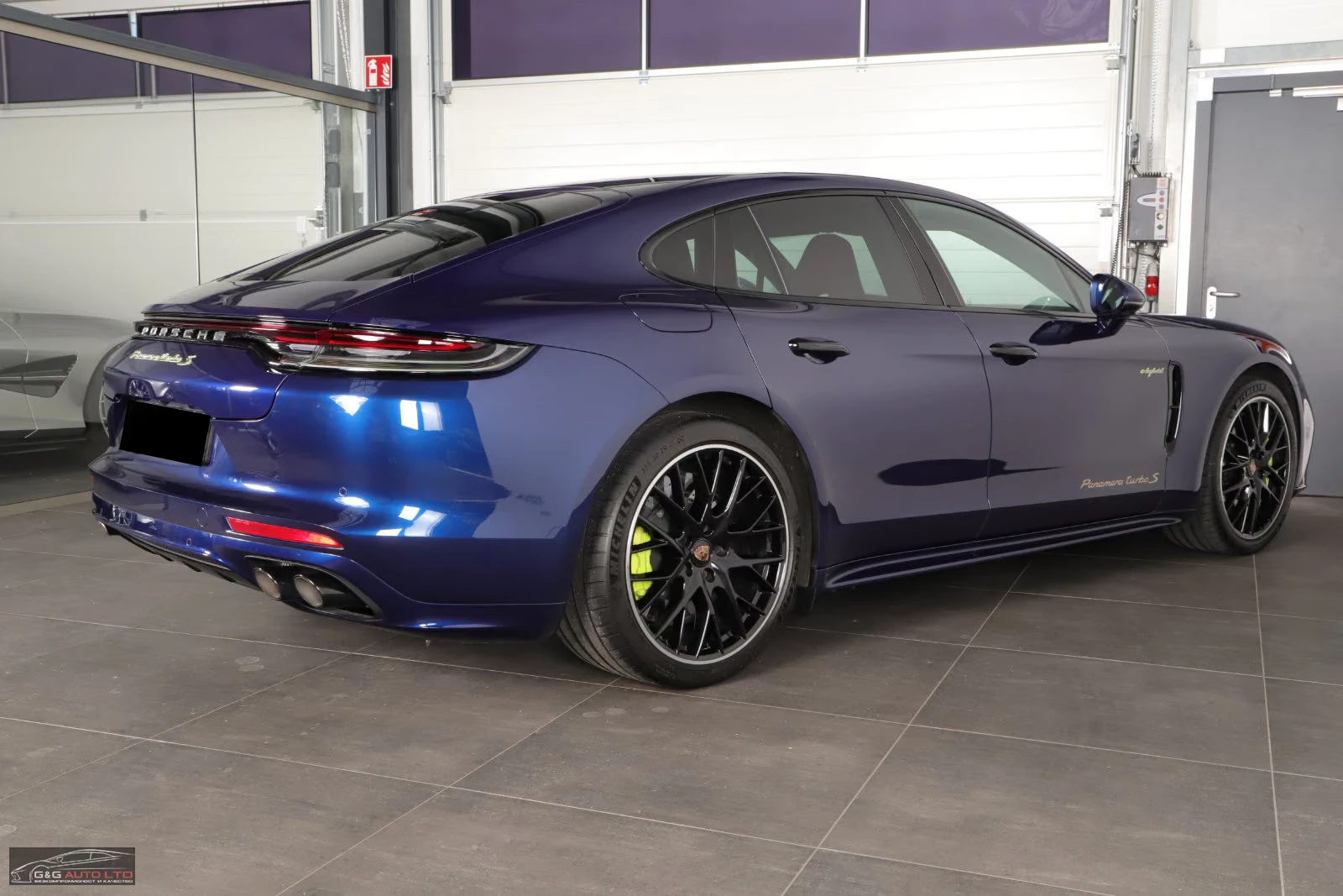 Porsche Panamera TURBO S/E-HYBRID/700HP/360/PANO/BURMASTER/849z, снимка 4 - Автомобили и джипове - 55833089
