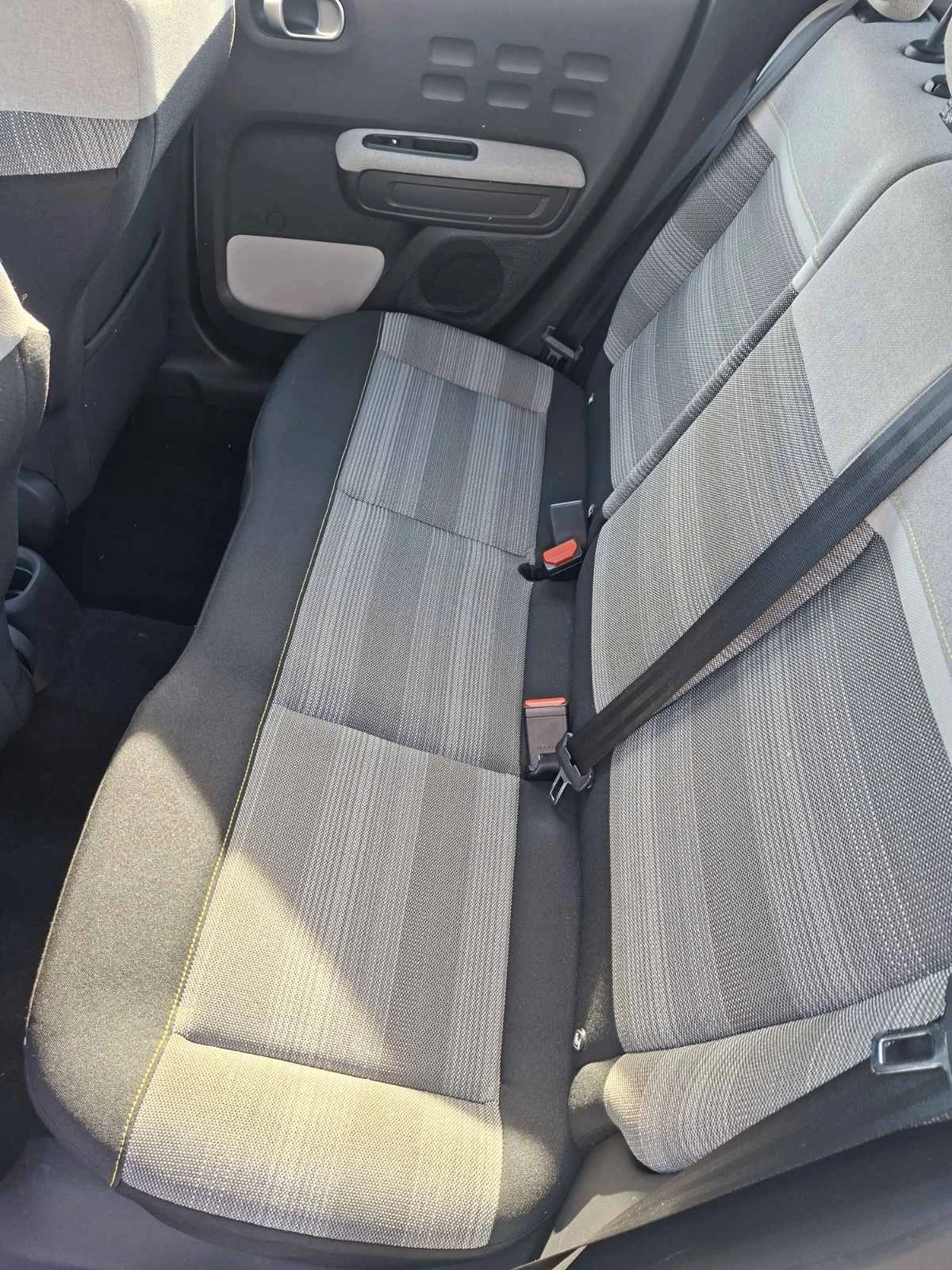 Citroen C3 1.2PureTech, снимка 11 - Автомобили и джипове - 55838472