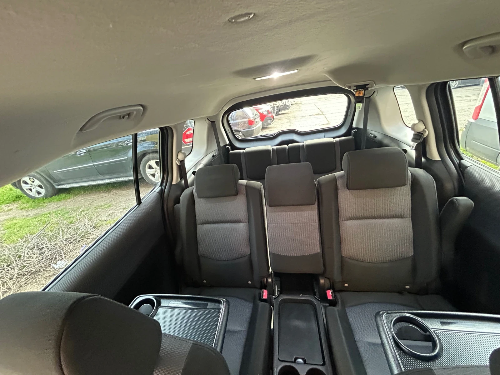 Mazda 5, снимка 5 - Автомобили и джипове - 55952891