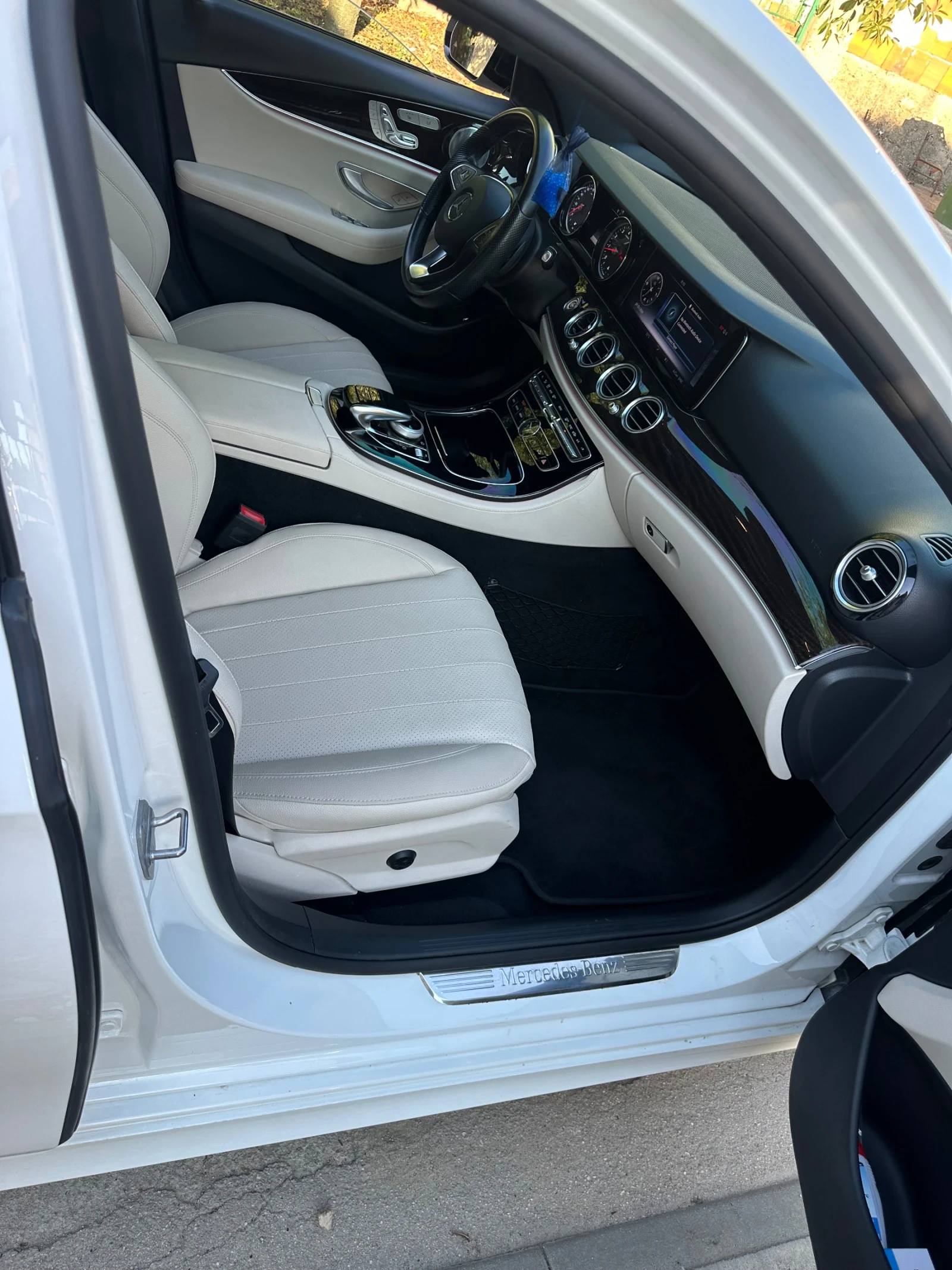 Mercedes-Benz E 300 E300, снимка 8 - Автомобили и джипове - 56024738