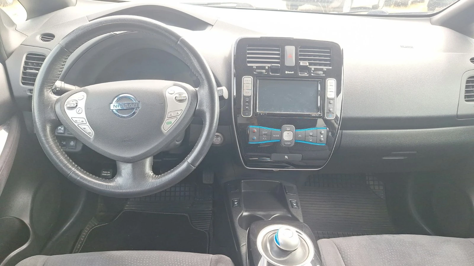 Nissan Leaf  Facelift, снимка 10 - Автомобили и джипове - 56201874