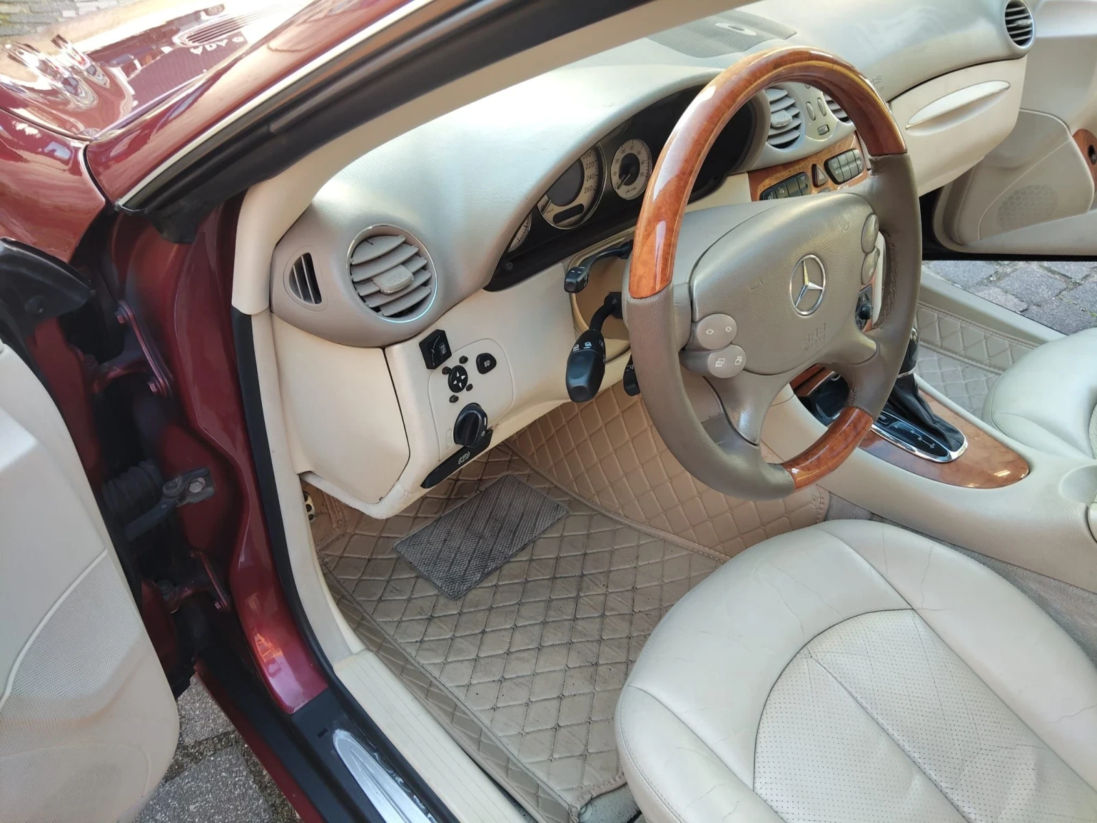 Mercedes-Benz CLK, снимка 5 - Автомобили и джипове - 56537085