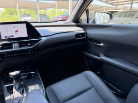 Lexus UX 250h Facelift/F Sport design/В гаранция , снимка 11