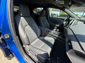 Lexus UX 250h Facelift/F Sport design/В гаранция , снимка 15