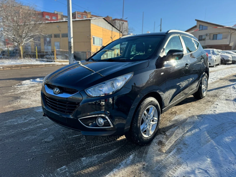 Hyundai IX35 2.0D 4x4 KLIMATRONIK, снимка 2 - Автомобили и джипове - 43799777