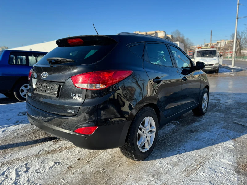 Hyundai IX35 2.0D 4x4 KLIMATRONIK, снимка 3 - Автомобили и джипове - 43799777