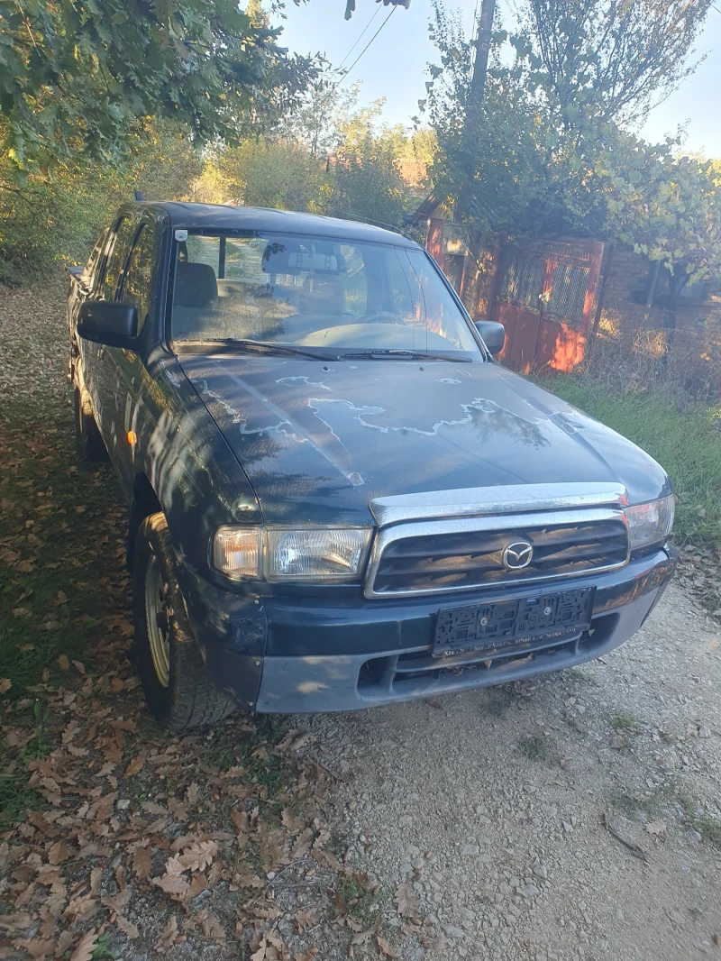 Mazda B2500 Пикап, снимка 2 - Автомобили и джипове - 47699714