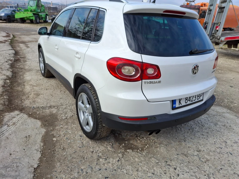 VW Tiguan, снимка 5 - Автомобили и джипове - 48152665