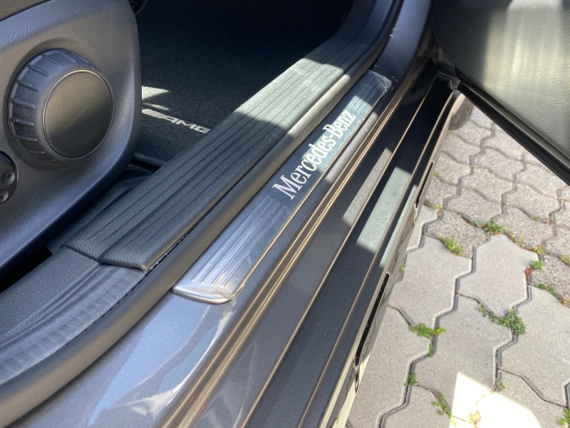 Mercedes-Benz GLA 220 4MATIC* NIGHT ПАКЕТ, снимка 11 - Автомобили и джипове - 52588222