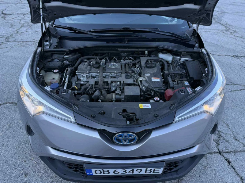 Toyota C-HR 1.8 HYBRID, снимка 6 - Автомобили и джипове - 52814772