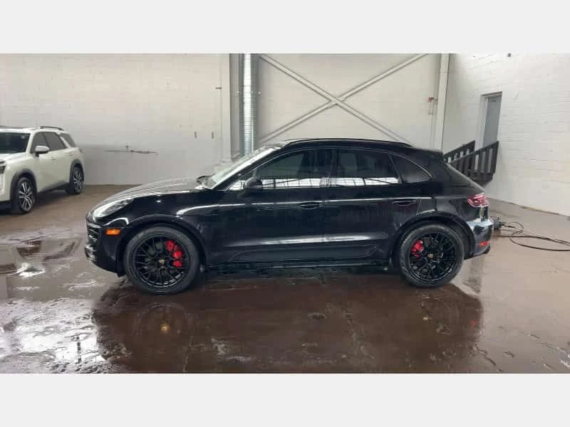 Porsche Macan * GTS * 2 КЛЮЧА * ОБДУХВАНЕ * ПОДГРЕВИ * CARFAX, снимка 2 - Автомобили и джипове - 54569335