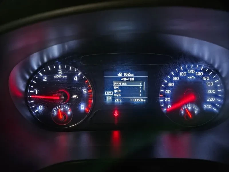 Kia Sorento Diesel 2.2 4х4 d Noblesse Special, снимка 15 - Автомобили и джипове - 55616502