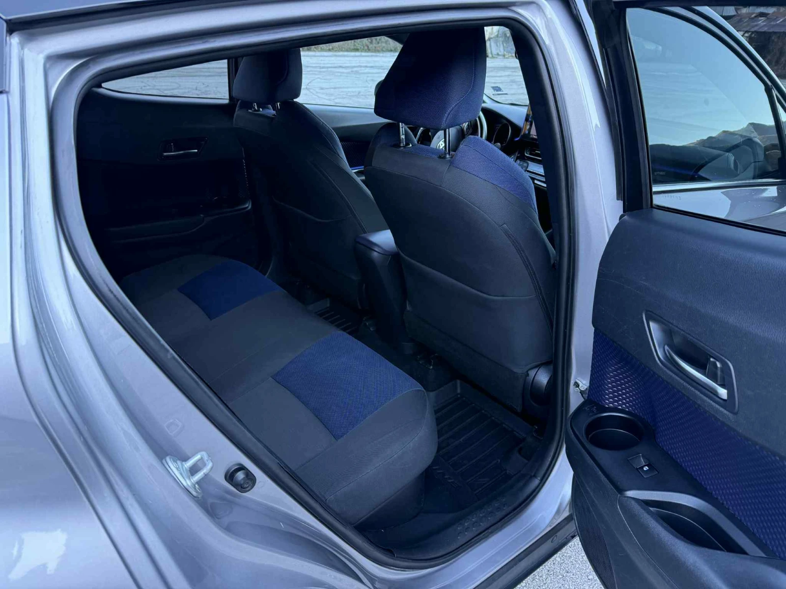 Toyota C-HR 1.8 HYBRID | Mobile.bg � ����������� 13