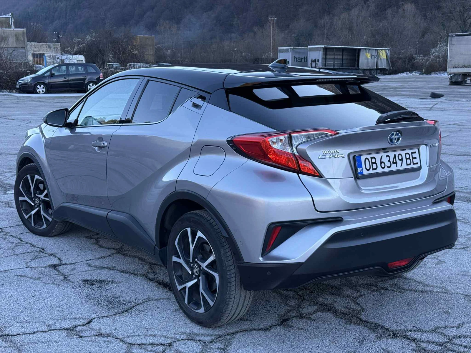 Toyota C-HR 1.8 HYBRID | Mobile.bg � ����������� 3
