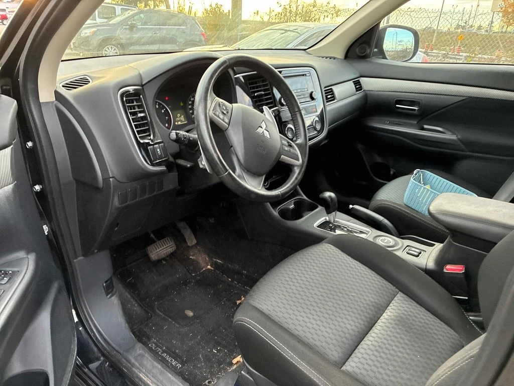 Mitsubishi Outlander * SE * CARFAX * БЕЗ ПЪРВОНАЧАЛНА ВНОСКА - изображение 5