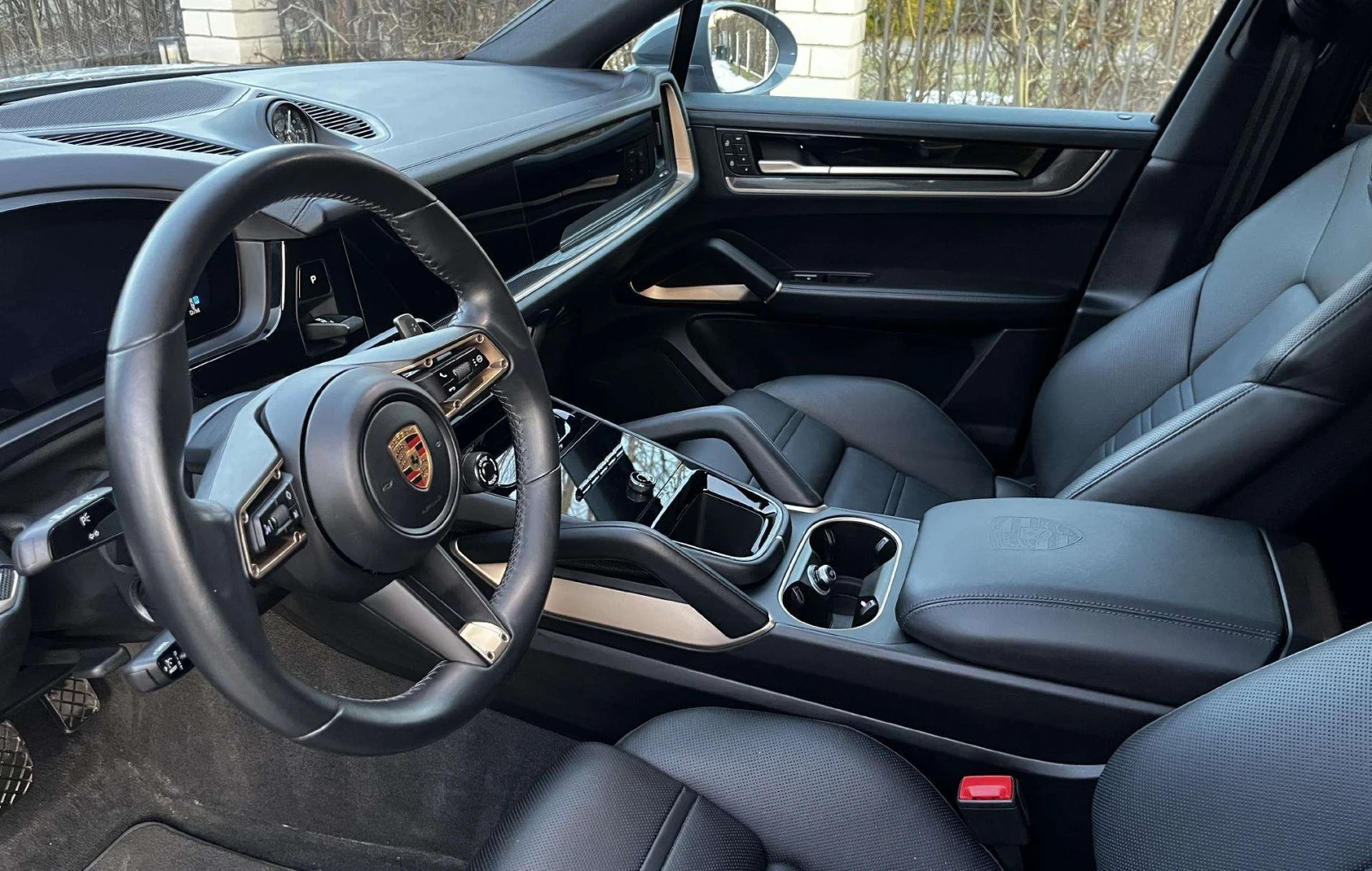 Porsche Cayenne S 3.0 V6 E-Hybrid, снимка 5 - Автомобили и джипове - 53896559