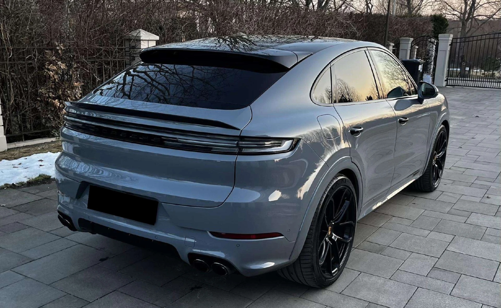 Porsche Cayenne S 3.0 V6 E-Hybrid, снимка 4 - Автомобили и джипове - 53896559