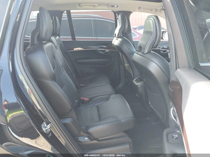 Volvo Xc90 2l T5 Momentum, снимка 8 - Автомобили и джипове - 53919166