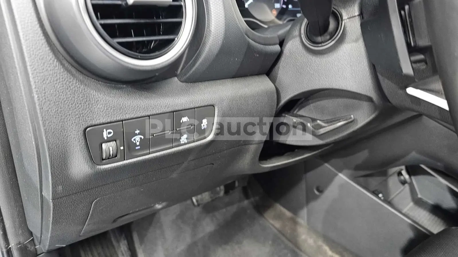 Hyundai Kona, снимка 14 - Автомобили и джипове - 54124654