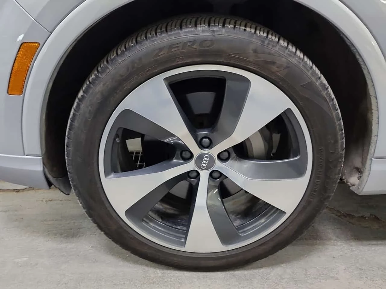 Audi Q7 TECHNIK/ДИСТРОНИК/ПАНО/ОБДУХ/HEAD UP/МАСАЖИ, снимка 17 - Автомобили и джипове - 54366649