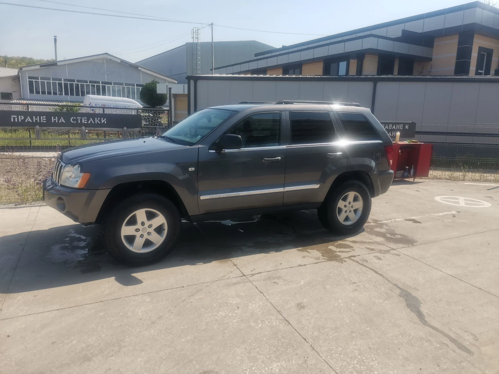 Jeep Grand cherokee, снимка 11 - Автомобили и джипове - 54807782