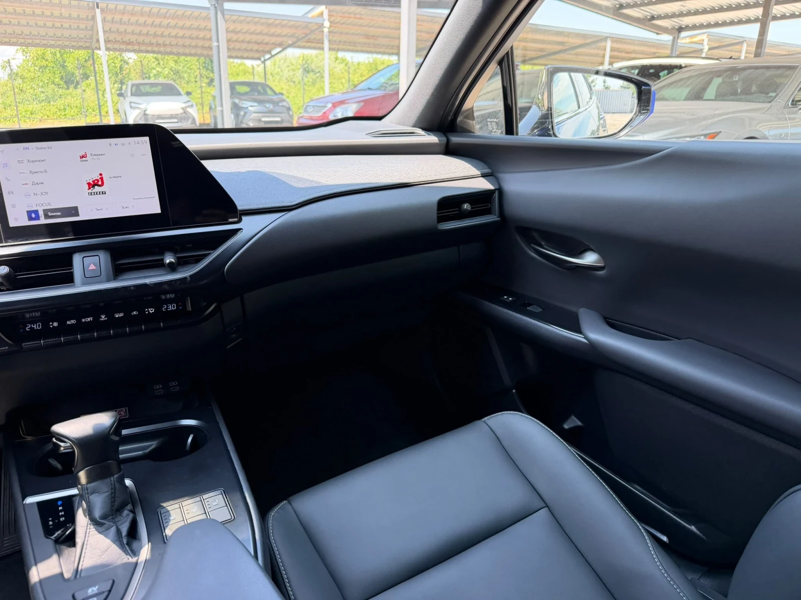 Lexus UX 250h Facelift/F Sport design/� ��������  | Mobile.bg � ����������� 11