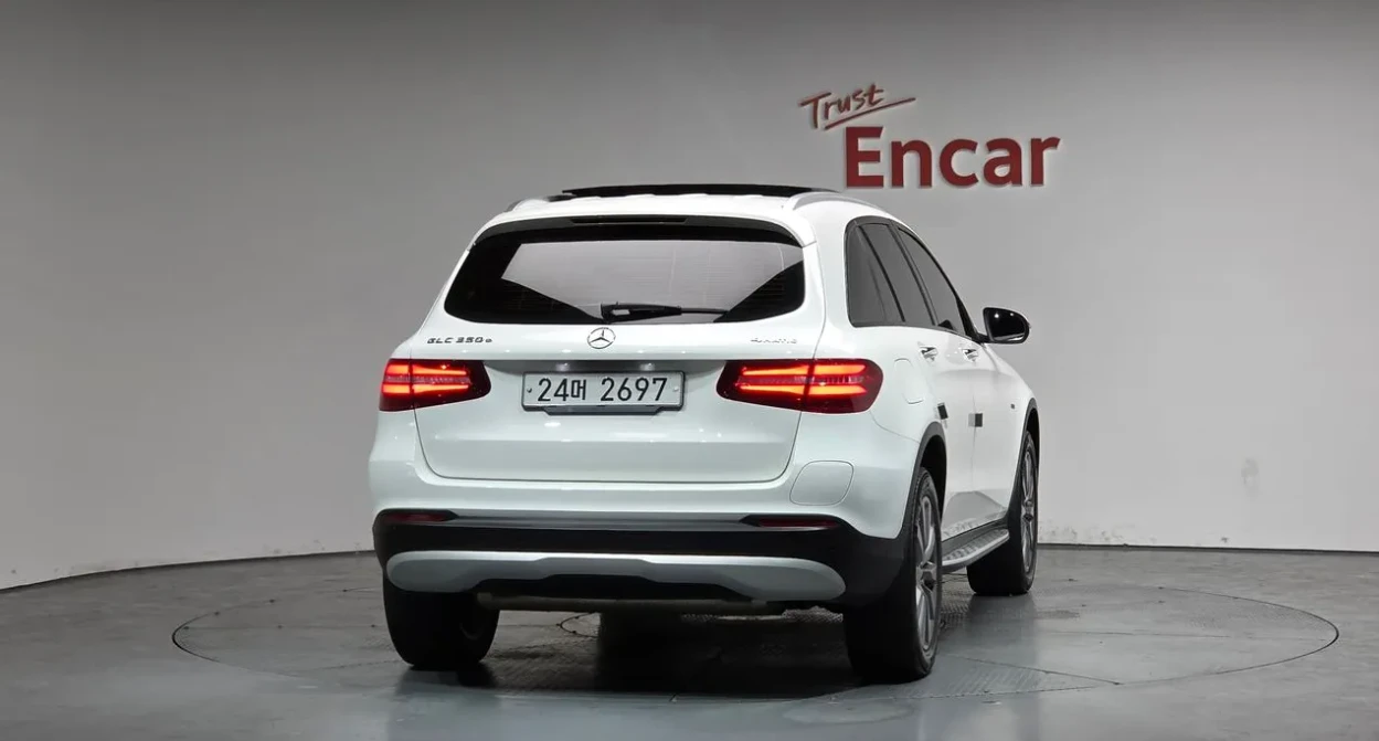 Mercedes-Benz GLC 350 GLC350e* 360* HUD* MEMORY* КОЖА, снимка 4 - Автомобили и джипове - 55647584