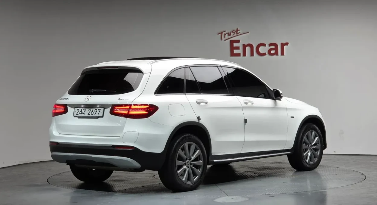 Mercedes-Benz GLC 350 GLC350e* 360* HUD* MEMORY* КОЖА, снимка 3 - Автомобили и джипове - 55647584