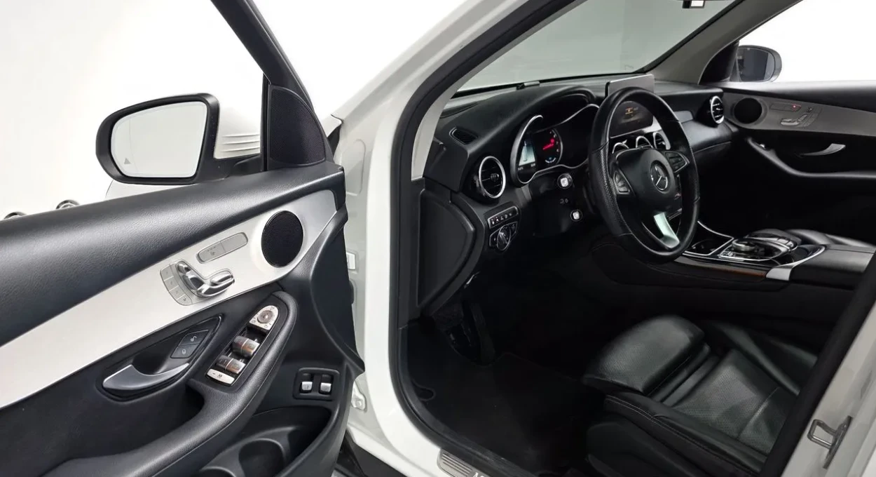 Mercedes-Benz GLC 350 GLC350e* 360* HUD* MEMORY* КОЖА, снимка 7 - Автомобили и джипове - 55647584