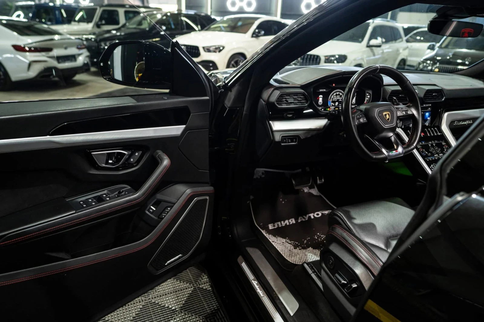Lamborghini Urus STAGE 2 DOWNPIPE CARBON CERAMIC ЛИЗИНГ 100%, снимка 10 - Автомобили и джипове - 55678495