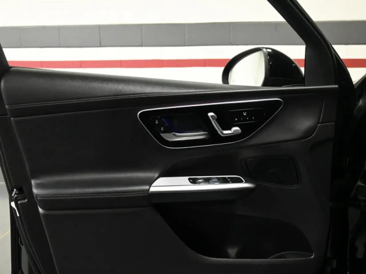 Mercedes-Benz GLC 300 4MATIC   360CAM Ambient Light Navigation | Mobile.bg � ����������� 11