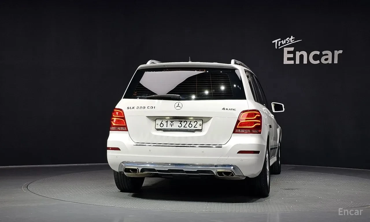 Mercedes-Benz GLK * АВТОКРЕДИТ БЕЗ ПЪРВОНАЧАЛНА ВНОСКА, снимка 4 - Автомобили и джипове - 56021868